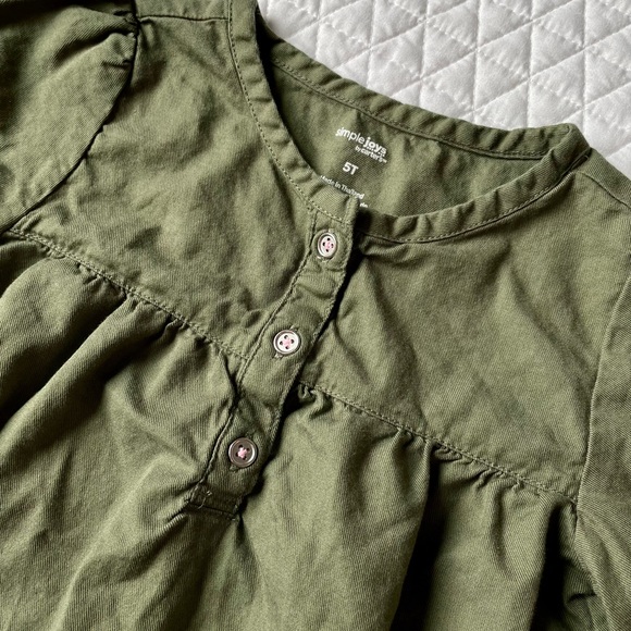 Forest Green Lightweight Long Sleeve Blouse - Picture 2 of 3